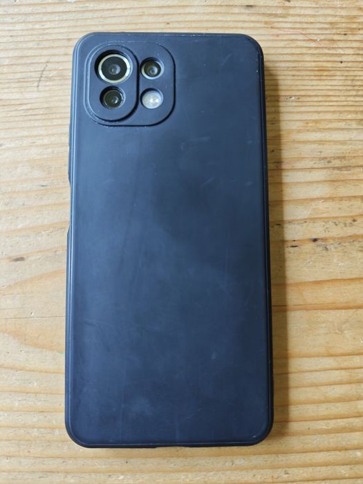 Xiaomi 11 Lite 5G NE -- Telefon perfect funcțional (ecran fisurat)