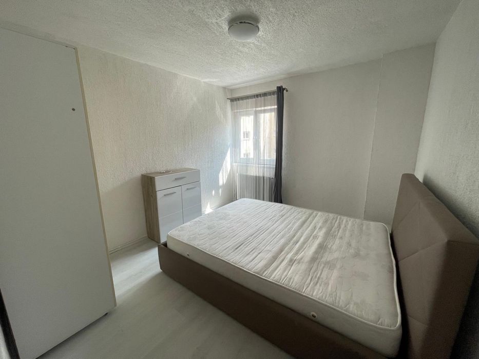Inchiriez apartament modern 3 camere,bloc nou ultracentral Arad-disponibil de la 1 iulie