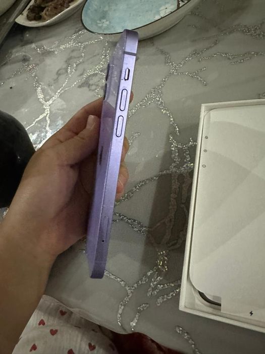 айфон 12 фиолетовый