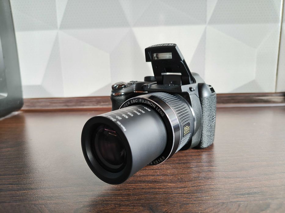 Fujifilm finepix S3400