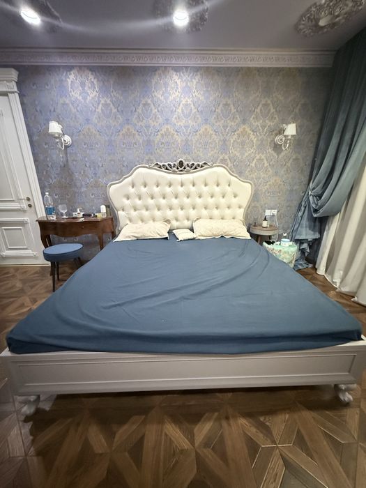 Кровать двуспальная 180*200