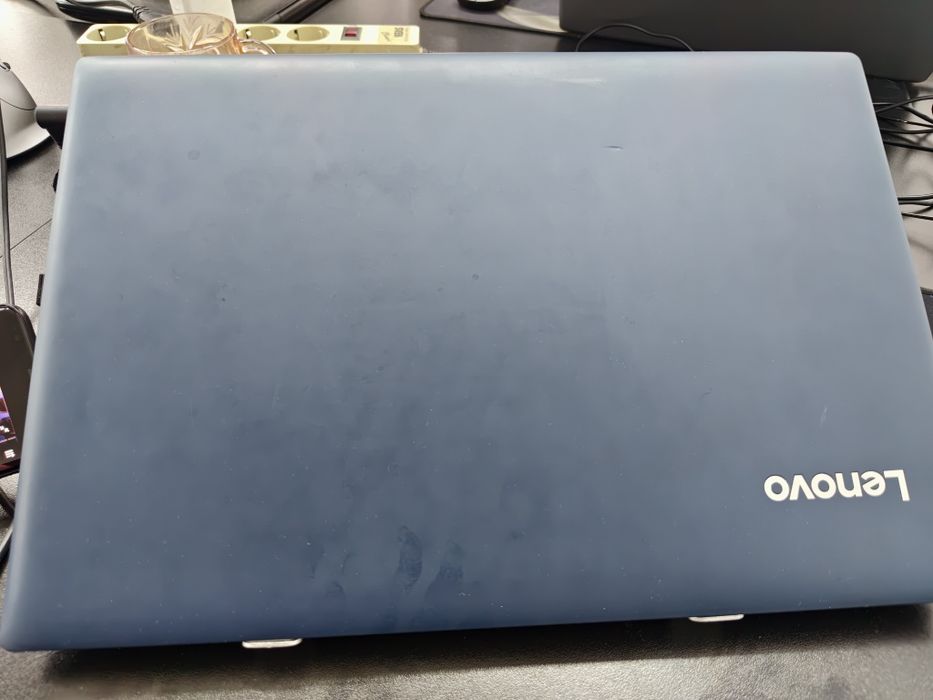 Продается ноутбук Lenovo A0Q0J6G