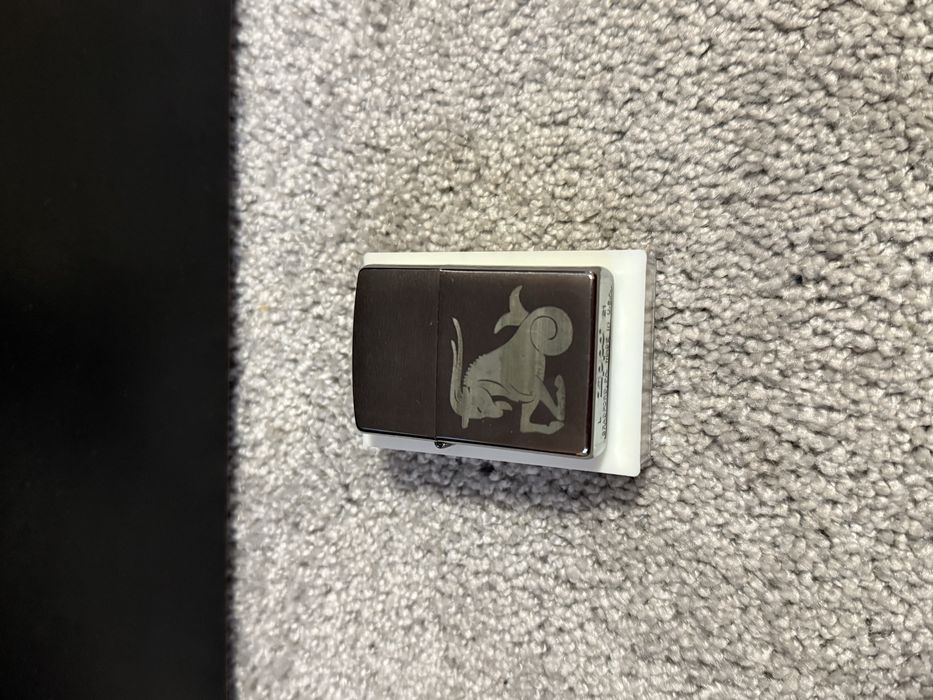 Bricheta Zippo capricorn