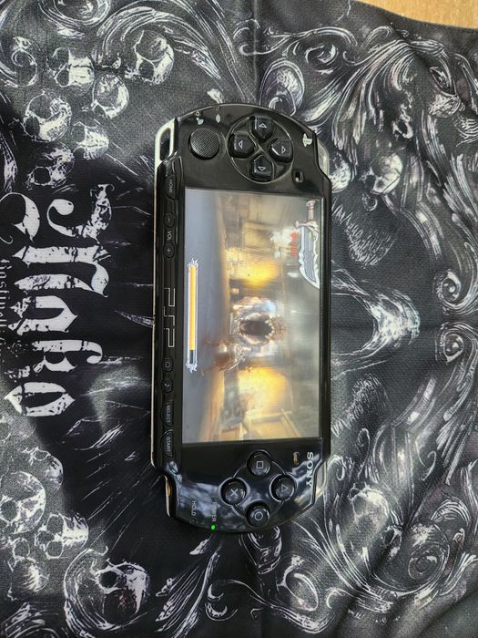 PSP 2001 в отличном состоянии