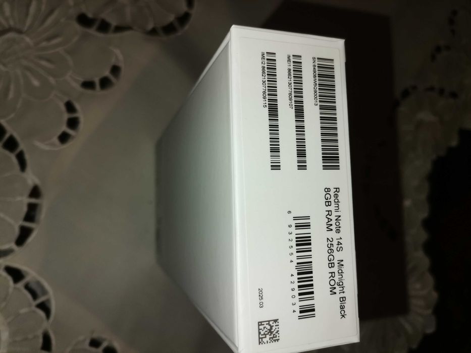 Продавам Redmi Note 14s