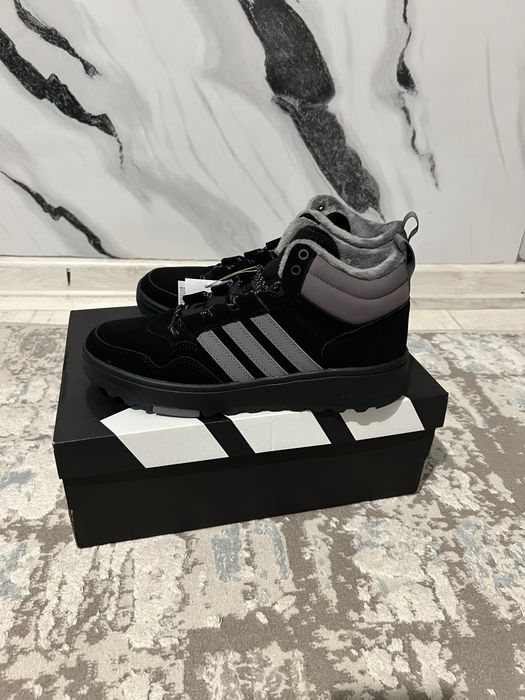 Продам кроссовки оригинальные