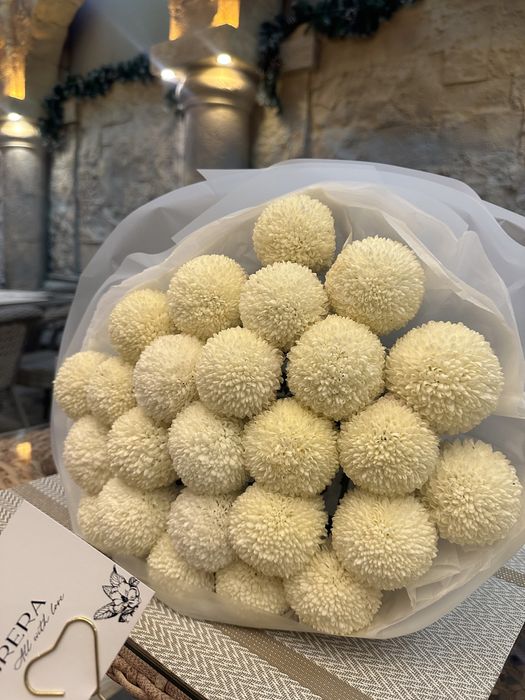 Трендовый букет момоко