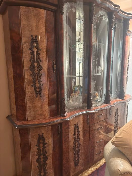 Срочный продам мебель