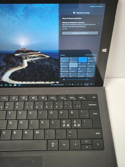tableta microsoft surface pro 3 i5 4300u 4gb 128ssd cu defect