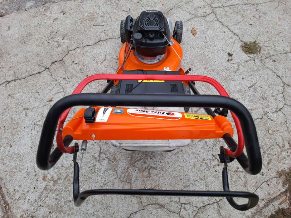 Косачка Honda Oleo-Mac самоходна  мулчираща с кош