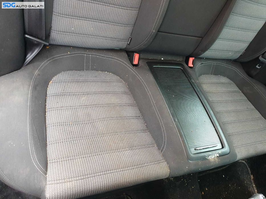 Interior Textil Scaune Fata Stanga Dreapta si Bancheta Sezut cu Spatar Volkswagen Passat CC 2008 - 2012 [0394]