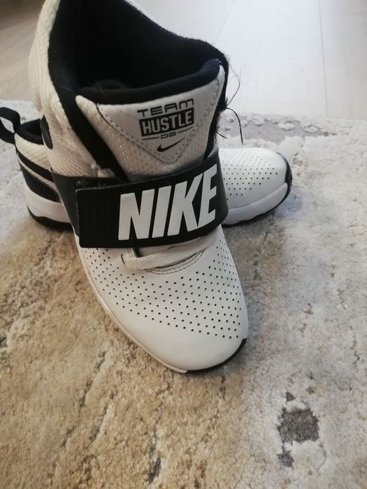 Маратонки Nike за момче