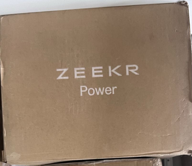Зарядная станция Zeekr оригинал