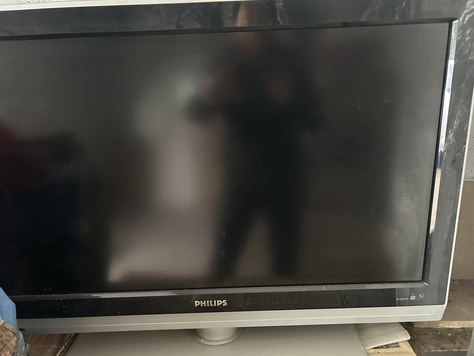 Телевизор Филиппс диагональ 109 см