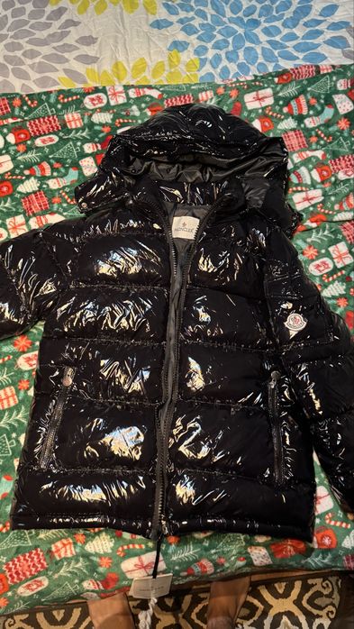 Geaca M.o.n.c.l.e.r noua NFC TAG VALID