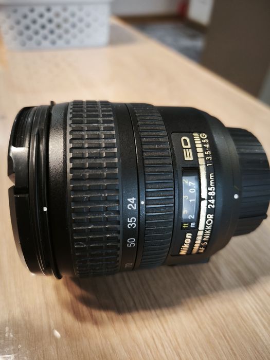 Продавам обектив Nikkor af-s 24-85 f3.5-4.5