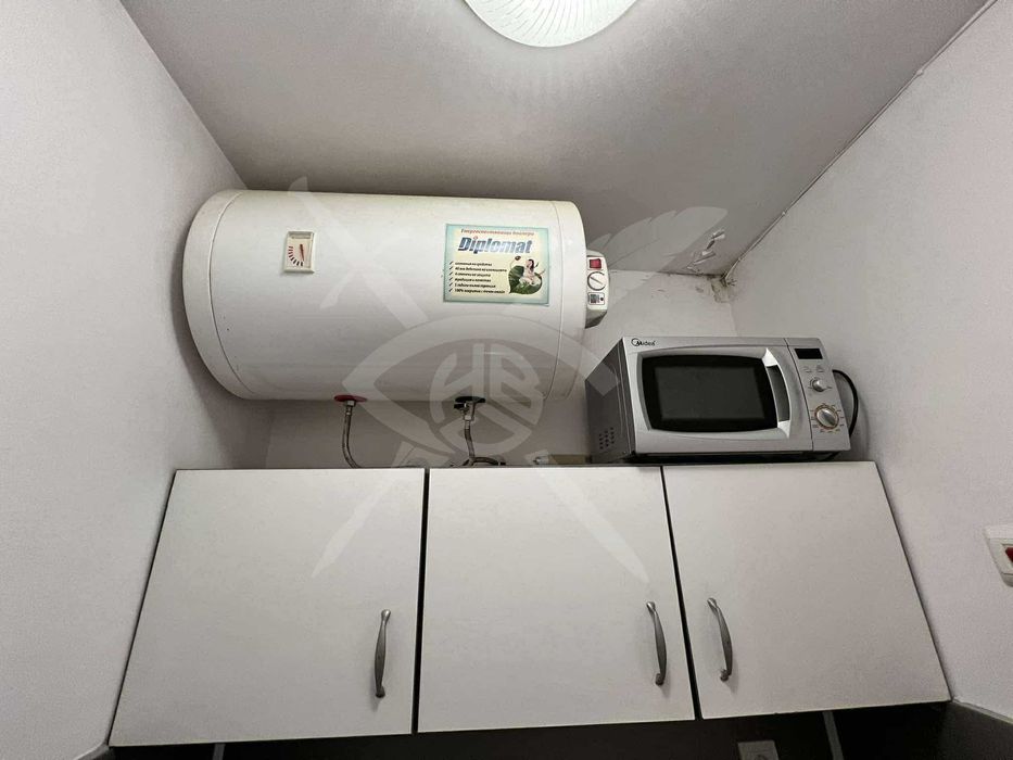 Продава се Едностаен апартамент в Варна, Център - 30 кв.м за 2072 €/кв.м - Снимка #2