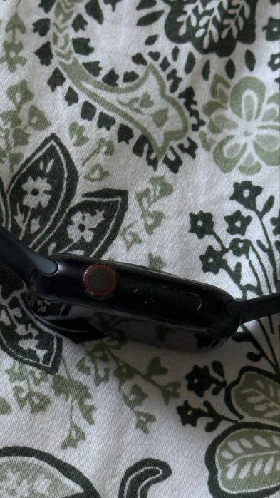 Apple Watch Series 8 45mm GPS + Cellular