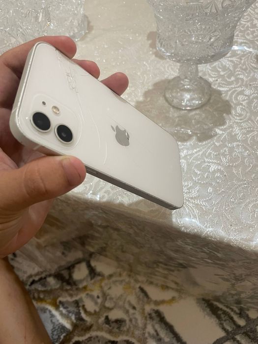 Iphone 12 hamma joe ishlidi