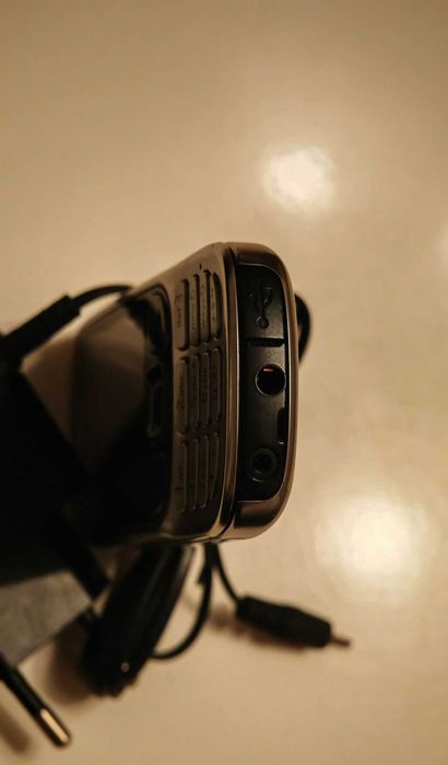 Телефон Nokia 6303c - Silver Edition (неразличим от нов)
