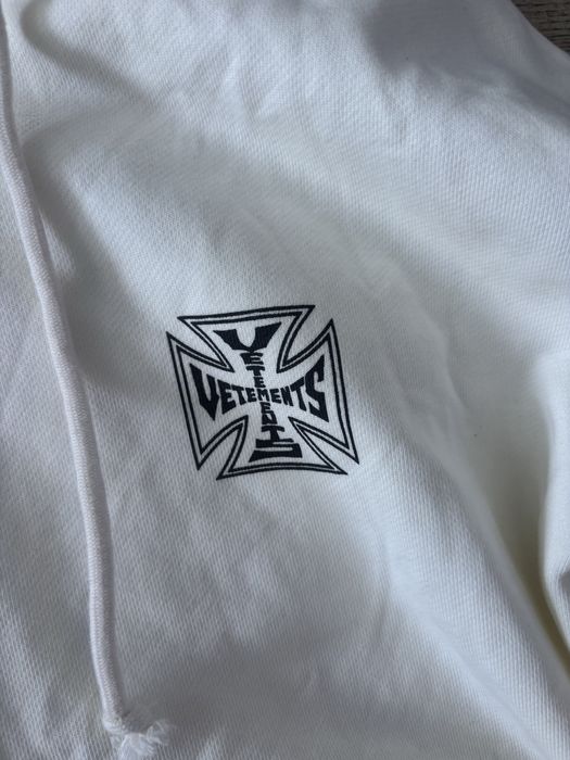 VETEMENTS zip-up hoodie