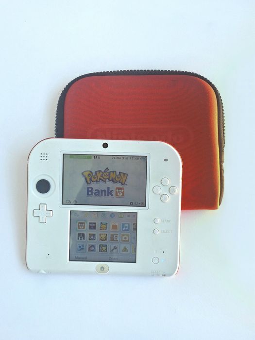 Nintendo 2DS + Pokemon игри и софтуер, пълен пакет