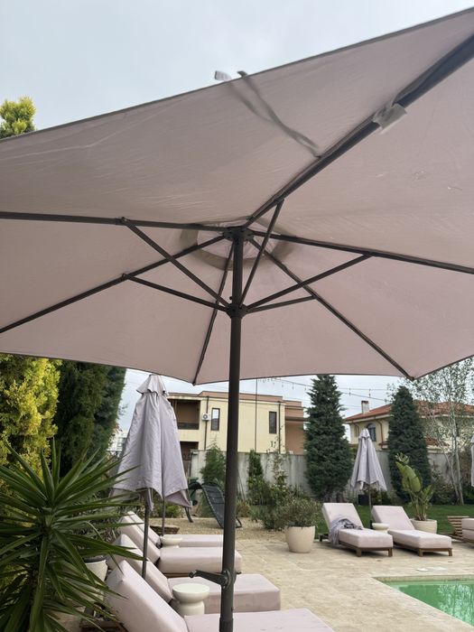 Vand 5 umbrele, in buna stare, cu ridicare personala