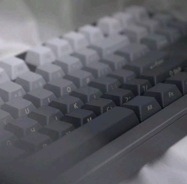 AULA F75 & attack shark X11 & keycaps