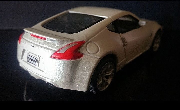Ниссан Z370            .