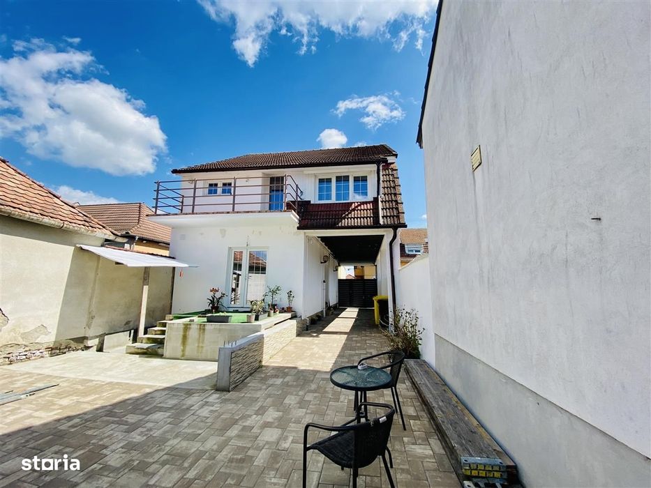 Casa moderna de inchiriat in Sibiu, 120 mp utili, curte 300 mp