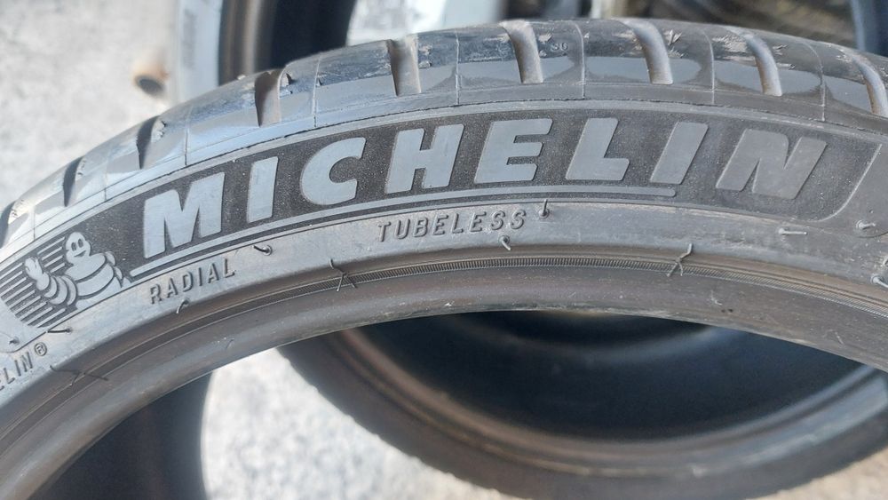 Летни гуми 285/30/20 Michelin Pilot Sport 4S 2 броя