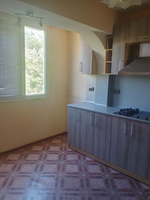 Продава се Двустаен апартамент в Русе, Възраждане - 62 кв.м за 1500 €/кв.м - Снимка #1
