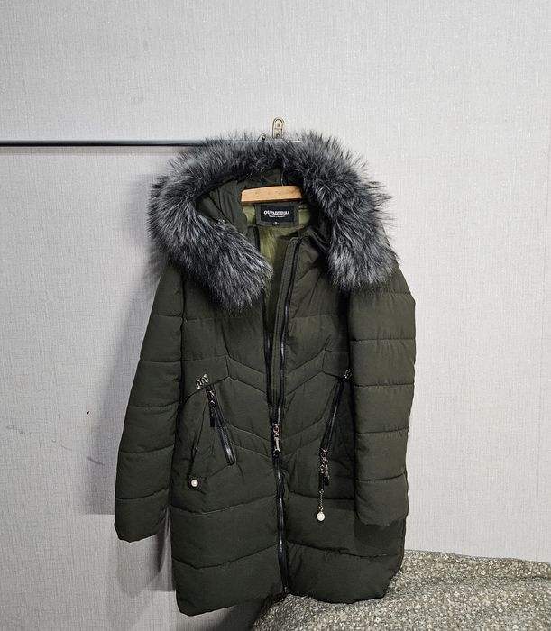 продам 2 зимних куртки