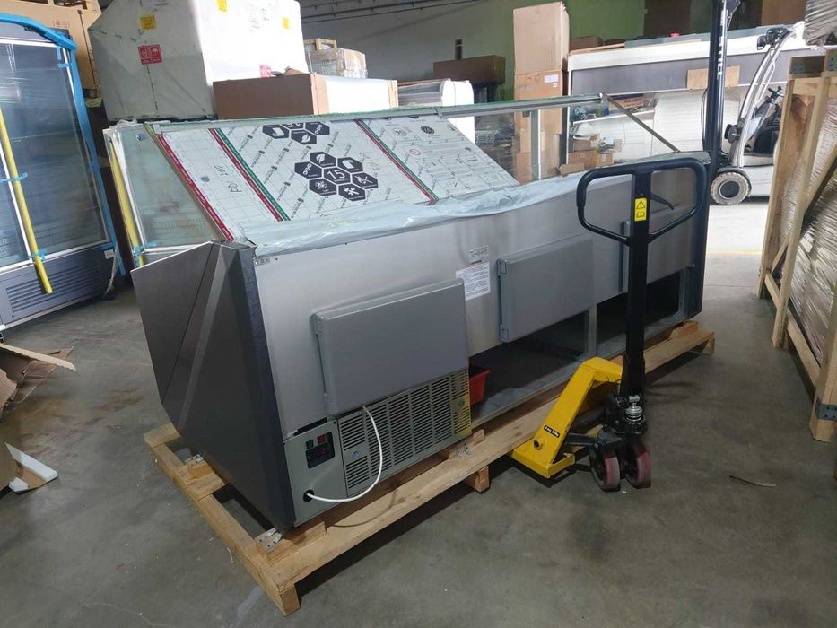 Vitrina orizontala / Mezeluri / Carne / FDI 160 cm - 90 CM expunere