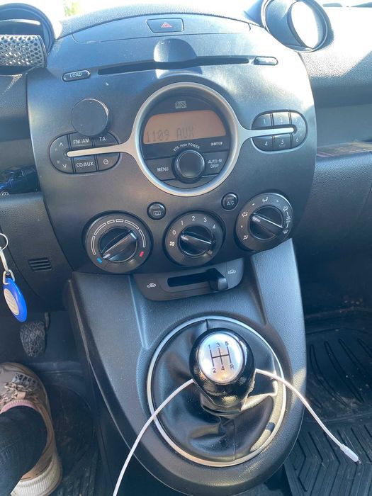 MAZDA 2 2009 — imagine 2