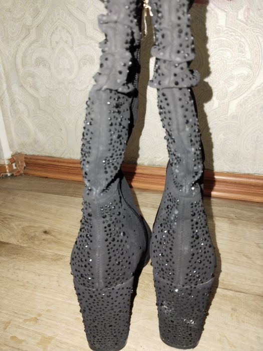 Продам сапоги замшевые