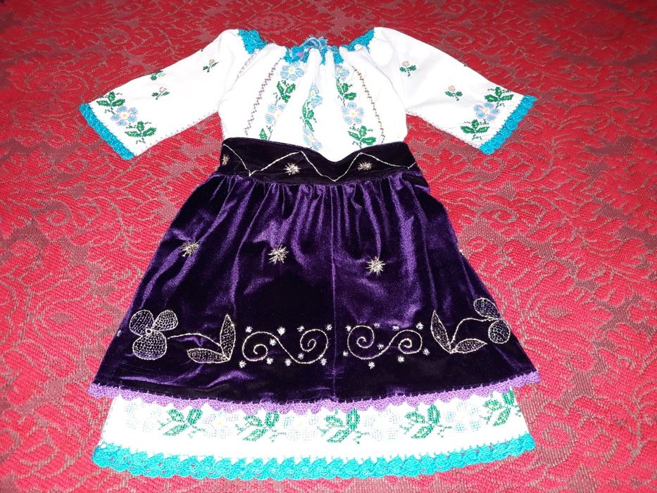 Costum popular fetițe