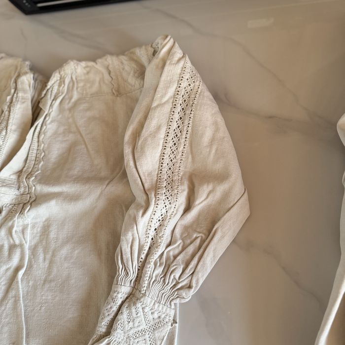 Vand camasi port traditional vechi 100 ani