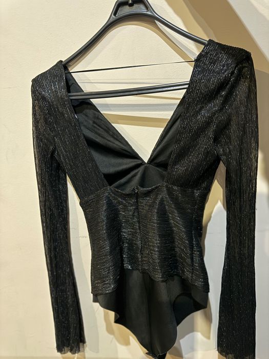 Bershka дамско боди