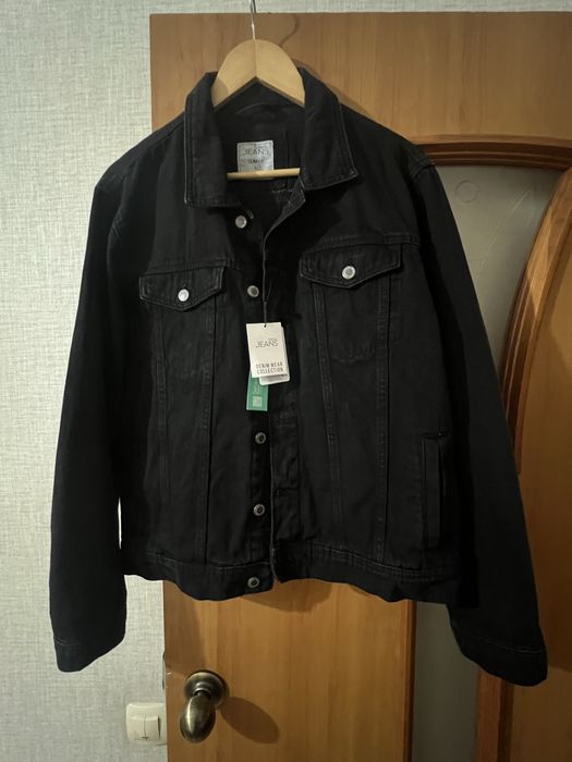 абсолютно новая джинсовая куртка (L)