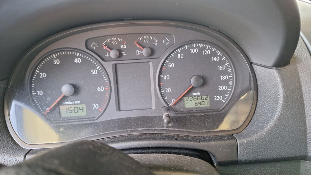 VW Polo 4 (9n3) FACELIFT 1.4 16V на части