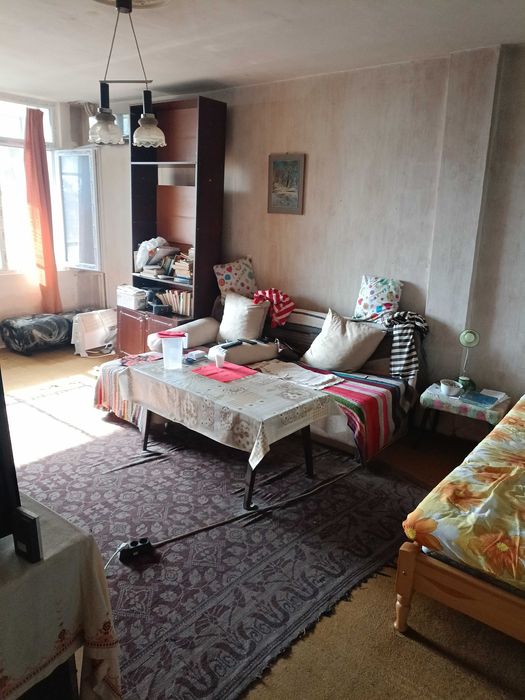 2064 - Продава се двустаен тухлен апартамент в ж.к. "Орел"!