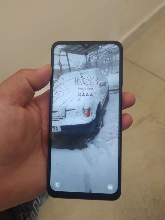 Galaxy a12.   64/8 gb. Holati ideal