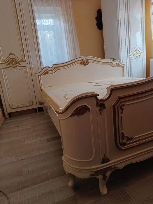 dormitor venețian cu arcadă alb lucios  , BONUS UN DULAP ÎN 6 UȘI