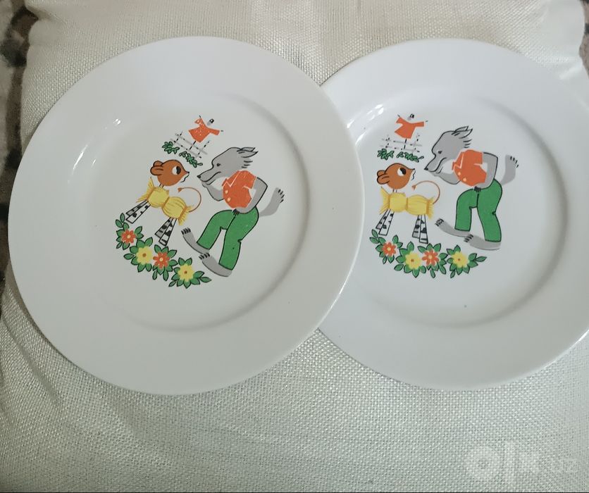 Продаю две советские тарелки