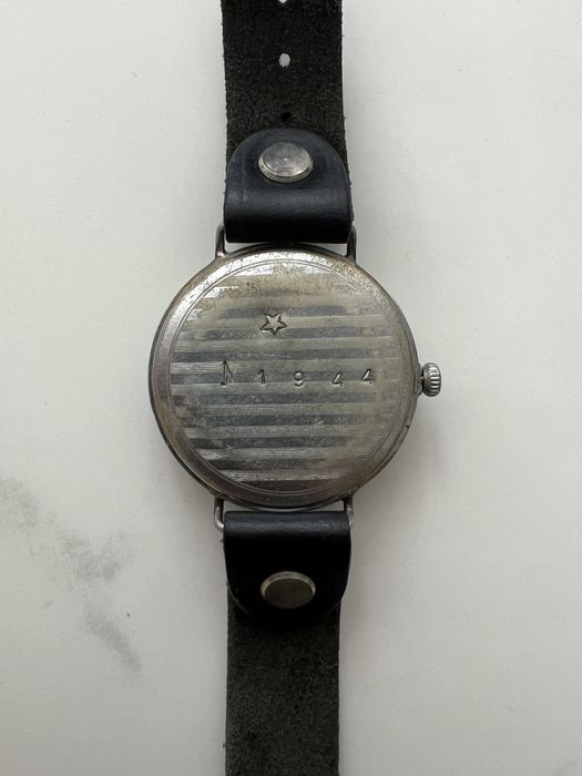 Наручные чвсы СМЕРШ