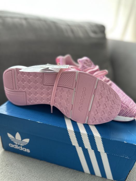 Adidas маратонки/ 38 размер