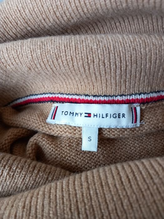 Вълнена рокля с кашмир TommyHilfiger, нова