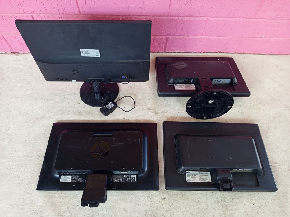 Монитор диагональ 20 .