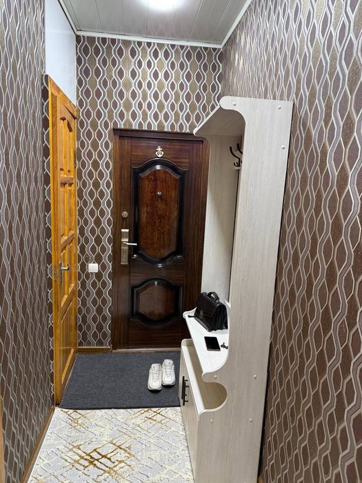 Сдается своя 2 комнатная переделенно 3 комнат. Юнус абаде.